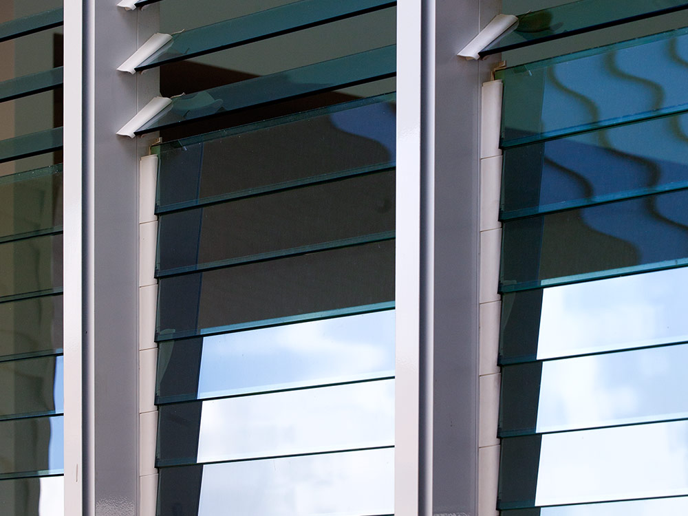Breezway-Louvre-Windows-with-tinted-glass